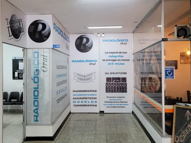 Entrada de nuestra sede Chapinero